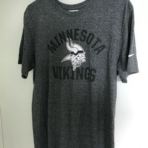 Nike Men's Gray Minnesota Vikings T-Shirt